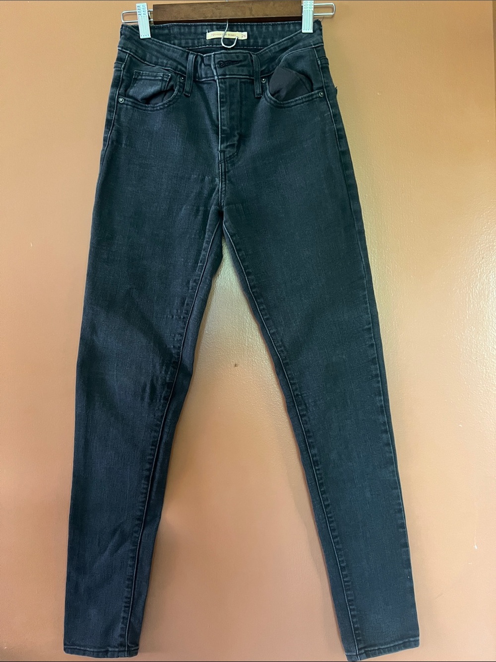 Levi's Women's Skinny Jeans in Black